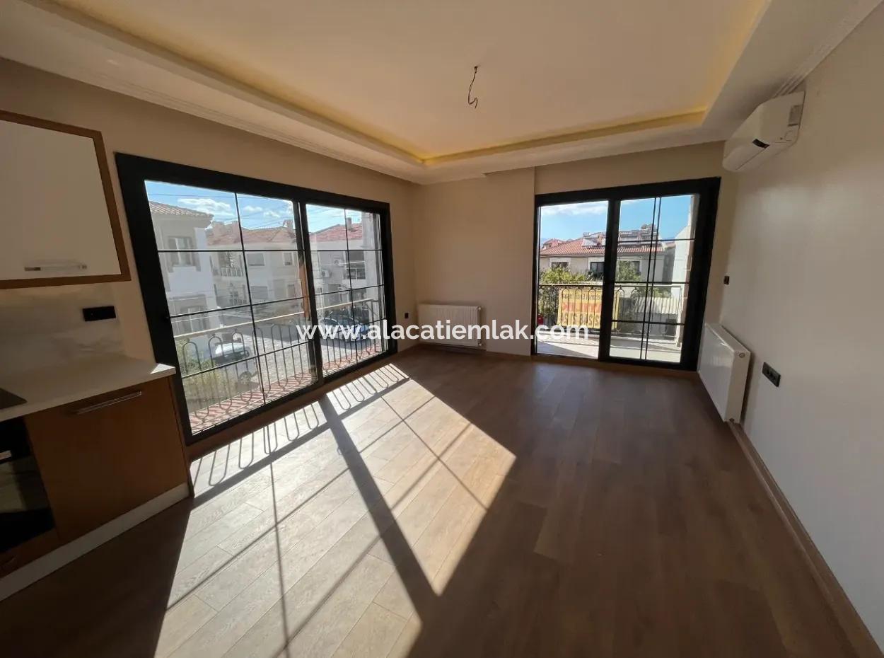 3 1 Apartment With Zero Barbecue For Sale In Cesme Ciftlikoy