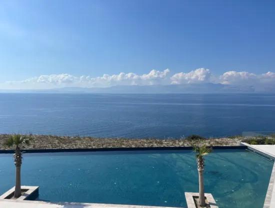 Apartment With Infinity Pool For Sale In Cesme Ayasaranda 2 1 Garden