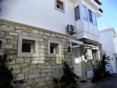 Villa For Rent In Cesme Alacati