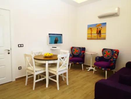 1 1 Lux Apartment For Daily Rent In The Center Of Cesme