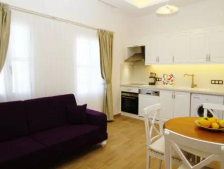 1 1 Lux Apartment For Daily Rent In The Center Of Cesme