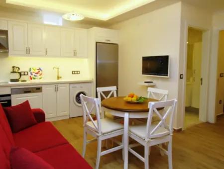 1 1 Lux Apartment For Daily Rent In The Center Of Cesme