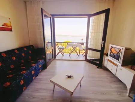 Apartment With Full Sea View In Çeşme Paşalimani