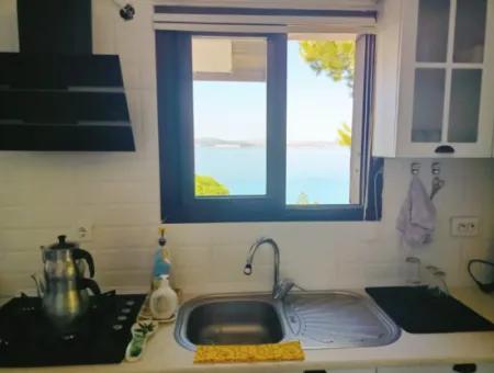 Apartment With Full Sea View In Çeşme Paşalimani