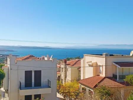 Çeşme'de Deniz Görür For Sale 3 1 Fully Detached Villa