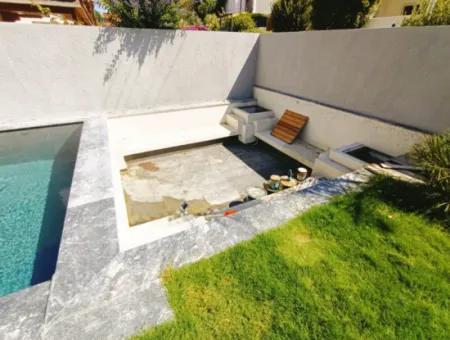 Zero Villa With Single Detached Pool For Sale In Çeşme Alacati