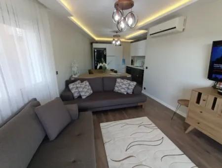 2 1 Spacious Apartment For Sale In The Center Of Cesme