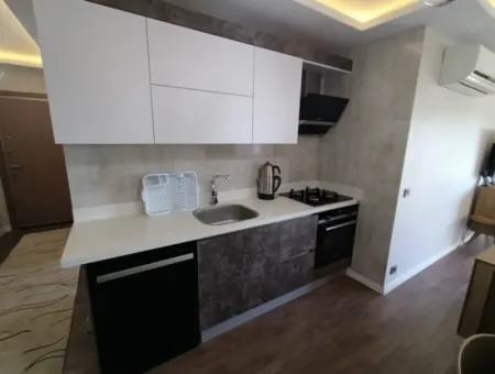 Spacious Apartment With Full Furnishment For Seasonal Rent In The Center Of Cesme 2 1