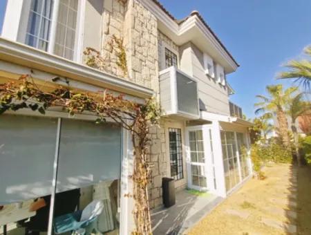 Villa With Detached Pool For Sale In Çeşme Alacati