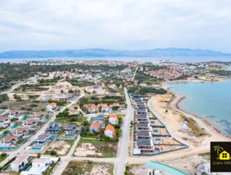 % Land For Sale With Single Residential Zoning In Çeşme Dalyan