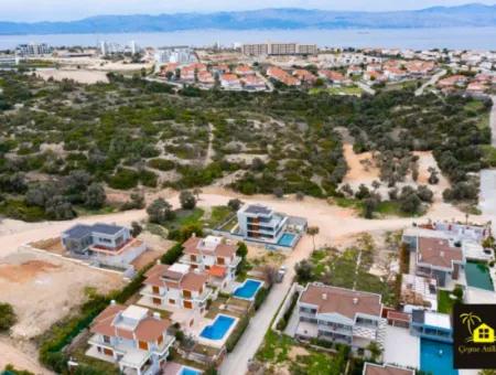 % Land For Sale With Single Residential Zoning In Çeşme Dalyan