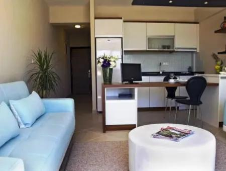 Residence Apartment With Pool For Monthly Rent In Cesme Center