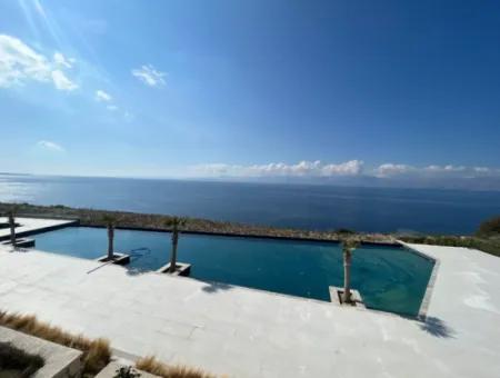 Apartment With Infinity Pool For Sale In Cesme Ayasaranda 2 1 Garden