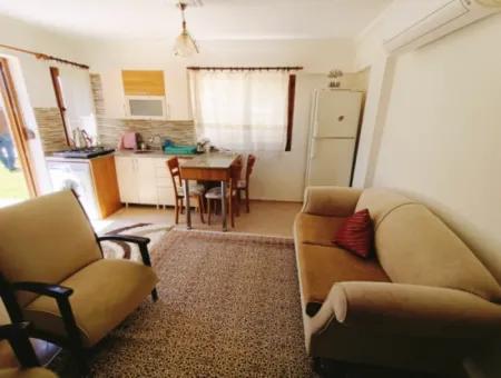 Seasonal Rent Large 2 1 Garden Floor Apartment In Cesme Center