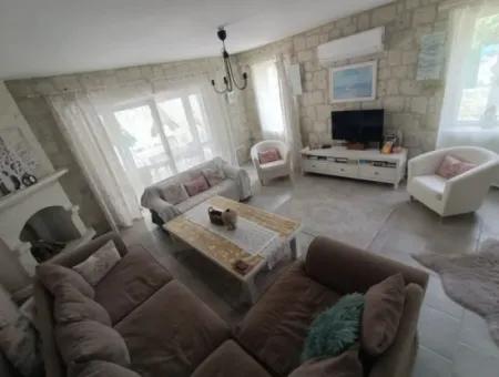 Close To Cesme Ayayorgiye Monthly Rental Detached Pool 3 1 Villa