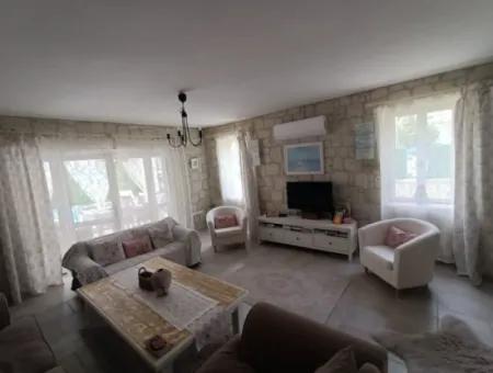 Close To Cesme Ayayorgiye Monthly Rental Detached Pool 3 1 Villa