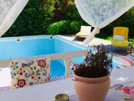 Close To Cesme Ayayorgiye Monthly Rental Detached Pool 3 1 Villa