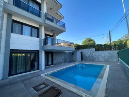 Triplex Villa With Detached Pool For Annual Rent In The Center Of Cesme