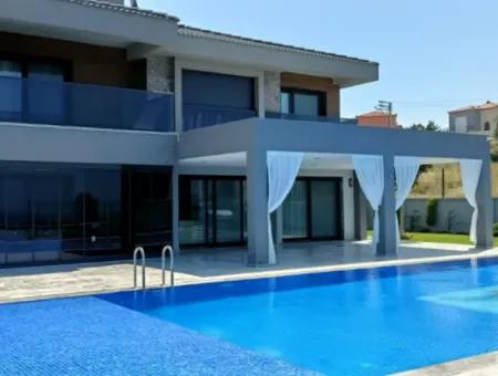 For Sale In Cesme Ovacik 6 2 Luxruy Detached Villa With Modern Pool