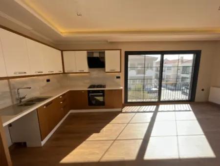 3 1 Apartment With Zero Barbecue For Sale In Cesme Ciftlikoy