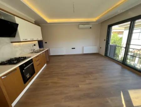 3 1 Apartment With Zero Barbecue For Sale In Cesme Ciftlikoy