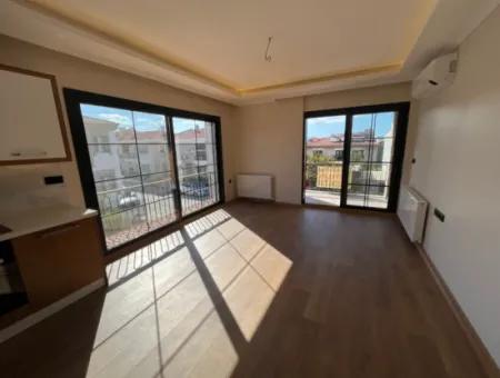 3 1 Apartment With Zero Barbecue For Sale In Cesme Ciftlikoy