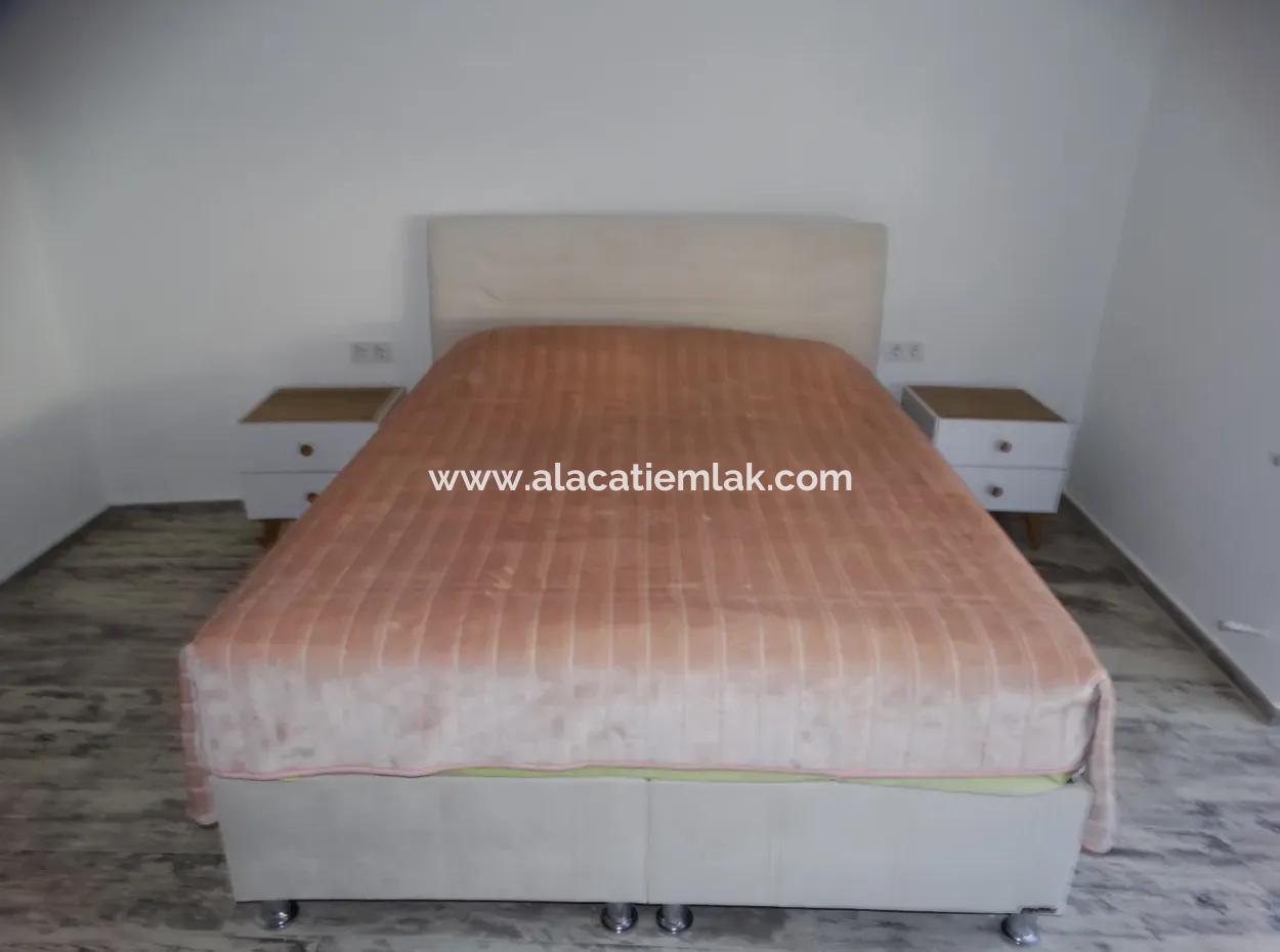 Alaçatı Köy İçinde Sezonluk Kiralık Full Eşyalı Villa