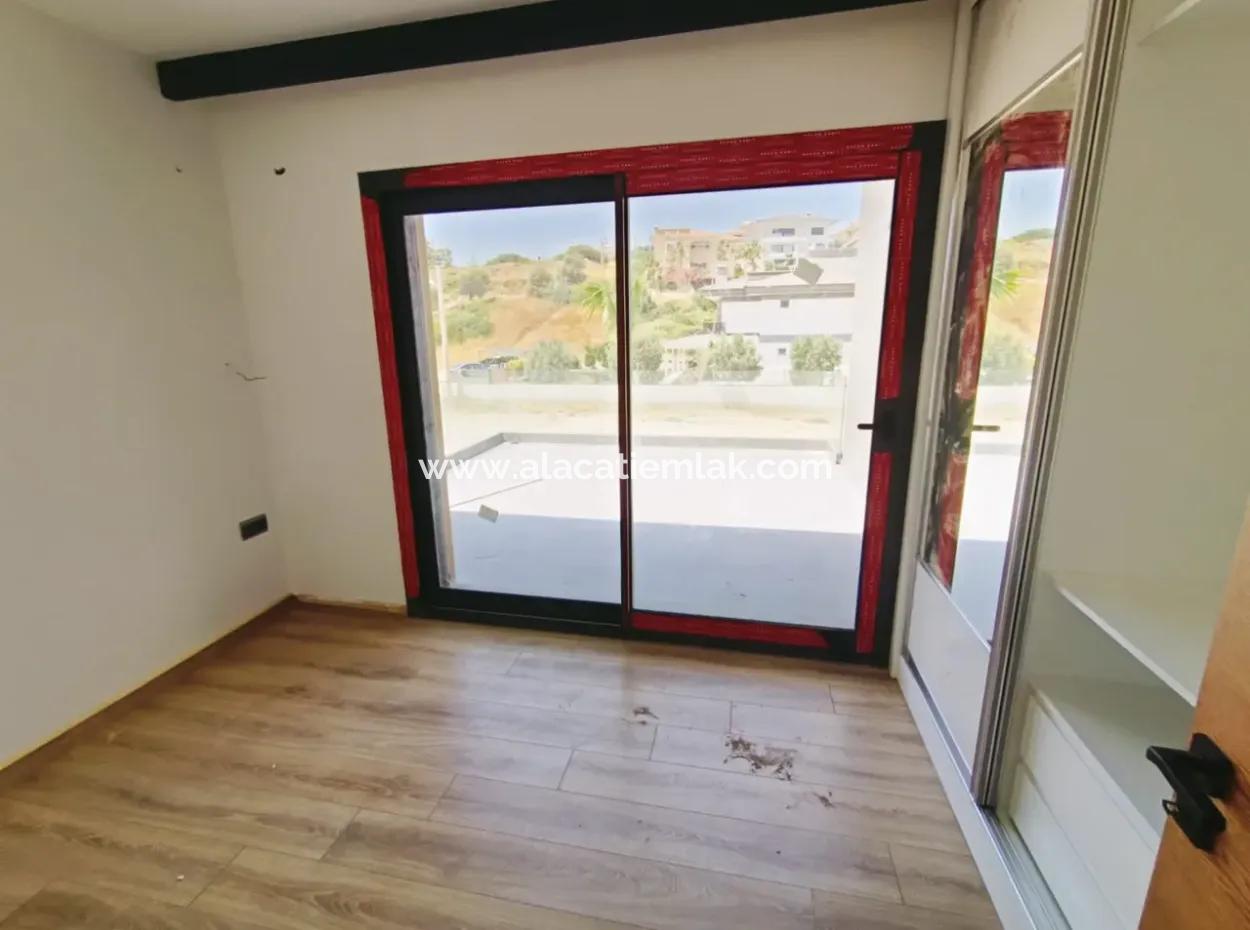 Çeşme Fener Mevkiinde Satılık Ultralux Tek Müstakil Villa