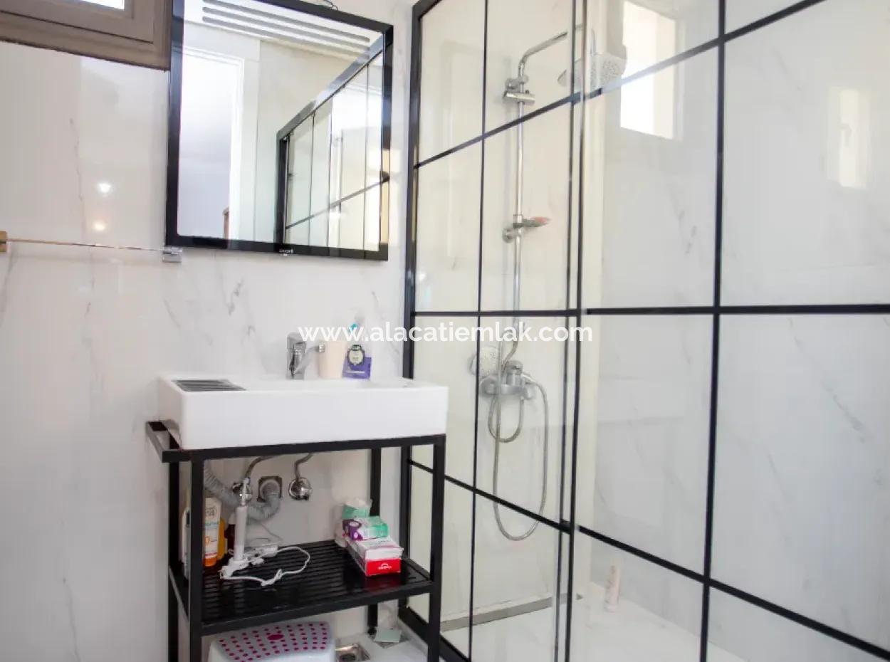 Çeşme Ayayorgi'ye Ağusts Ayı  Kiralık Havuzlu Villa