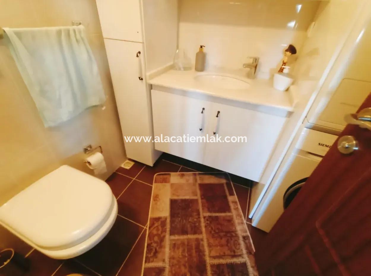 Çeşme Alaçatı'da Müstakil Havuzlu Sezonluk Kiralık Villa