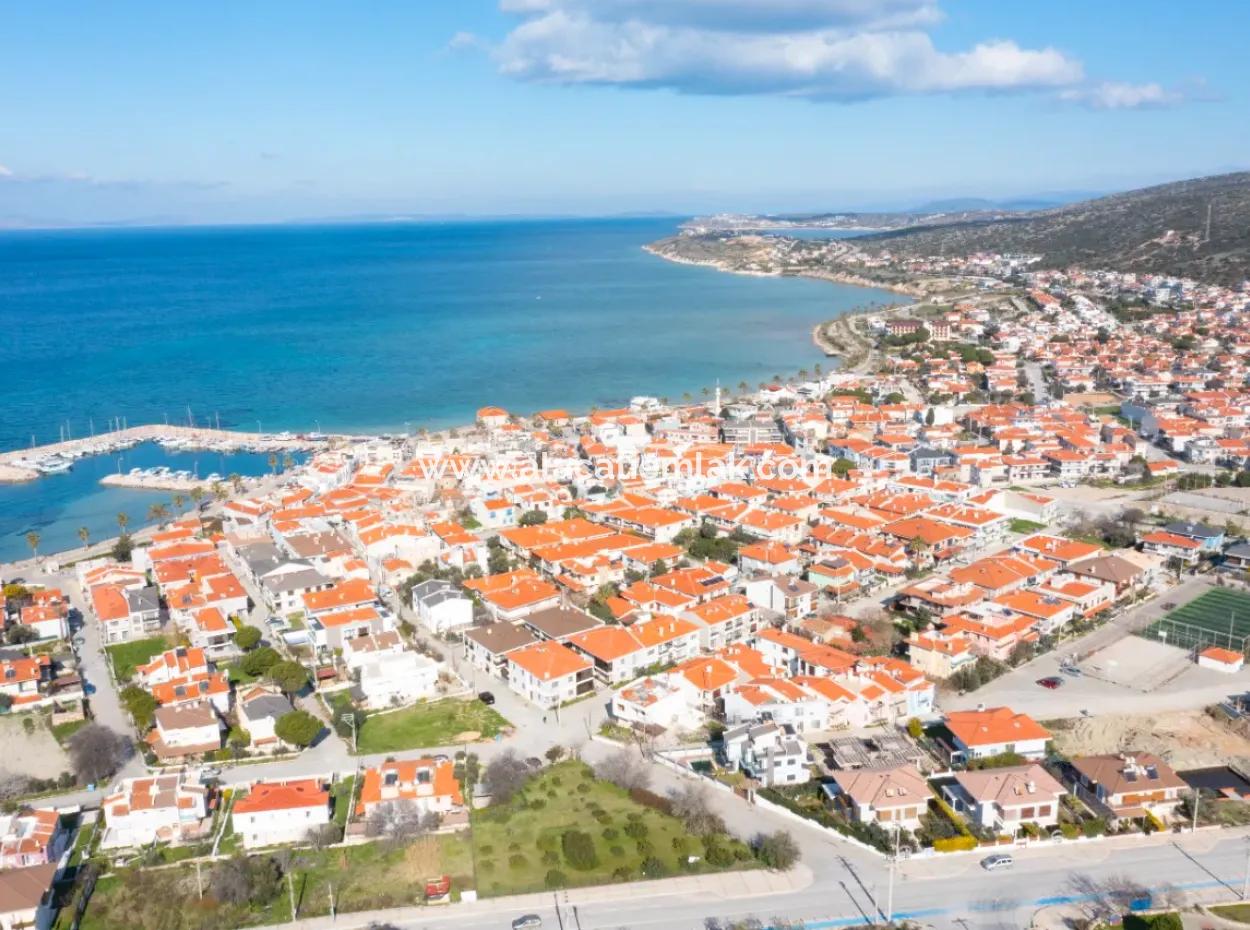 Çeşme Çiftlik'te Satılık Arsa