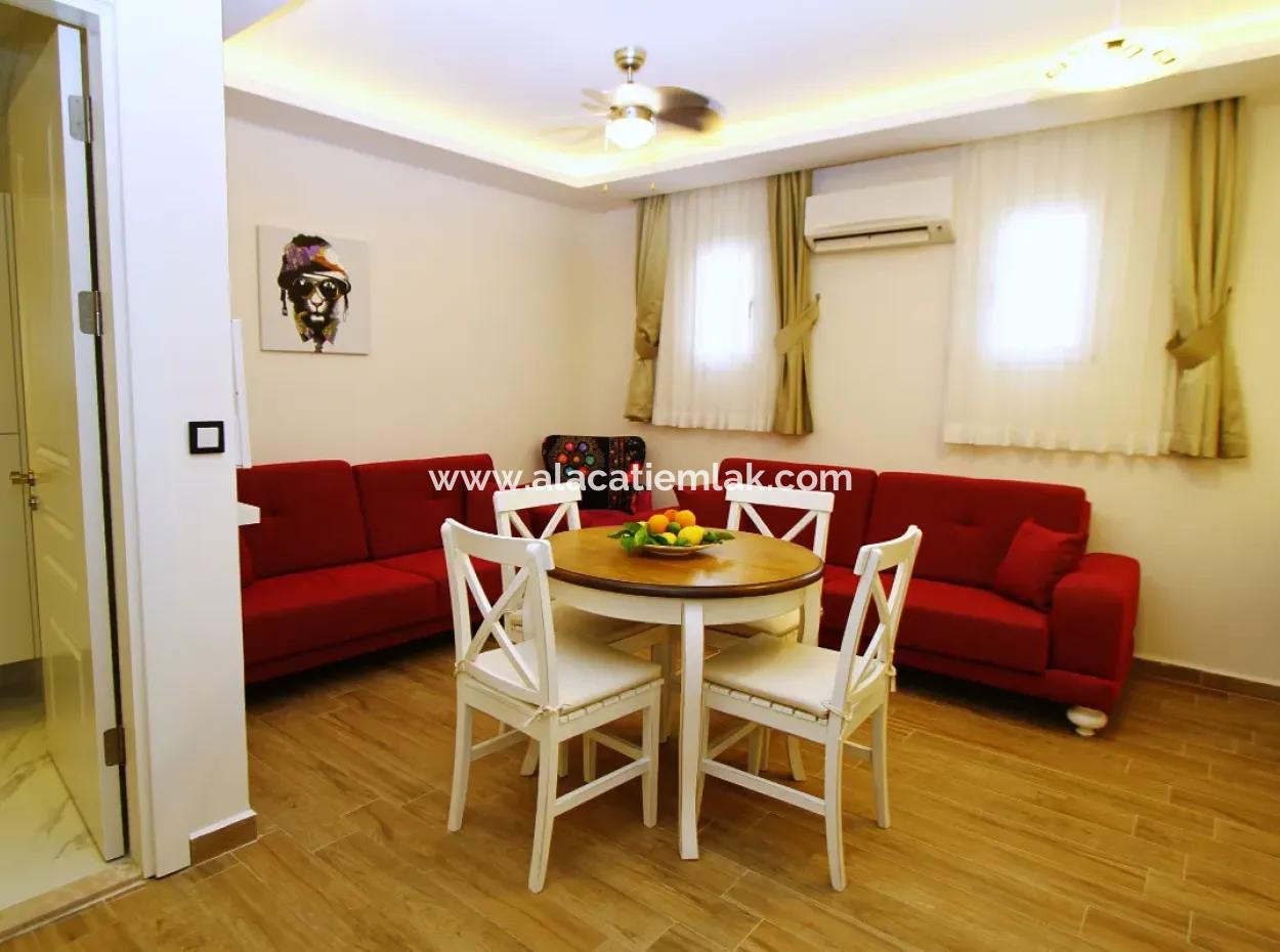 Çeşme Merkezde Günlük Kiralık 1+1 Lux Daire