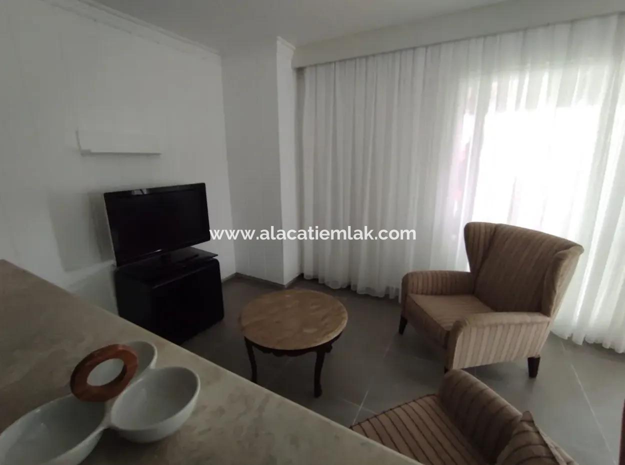 Çeşme Dalyan Marina Manz. 15 May-15 Eylül Arası Kiralık Dublex