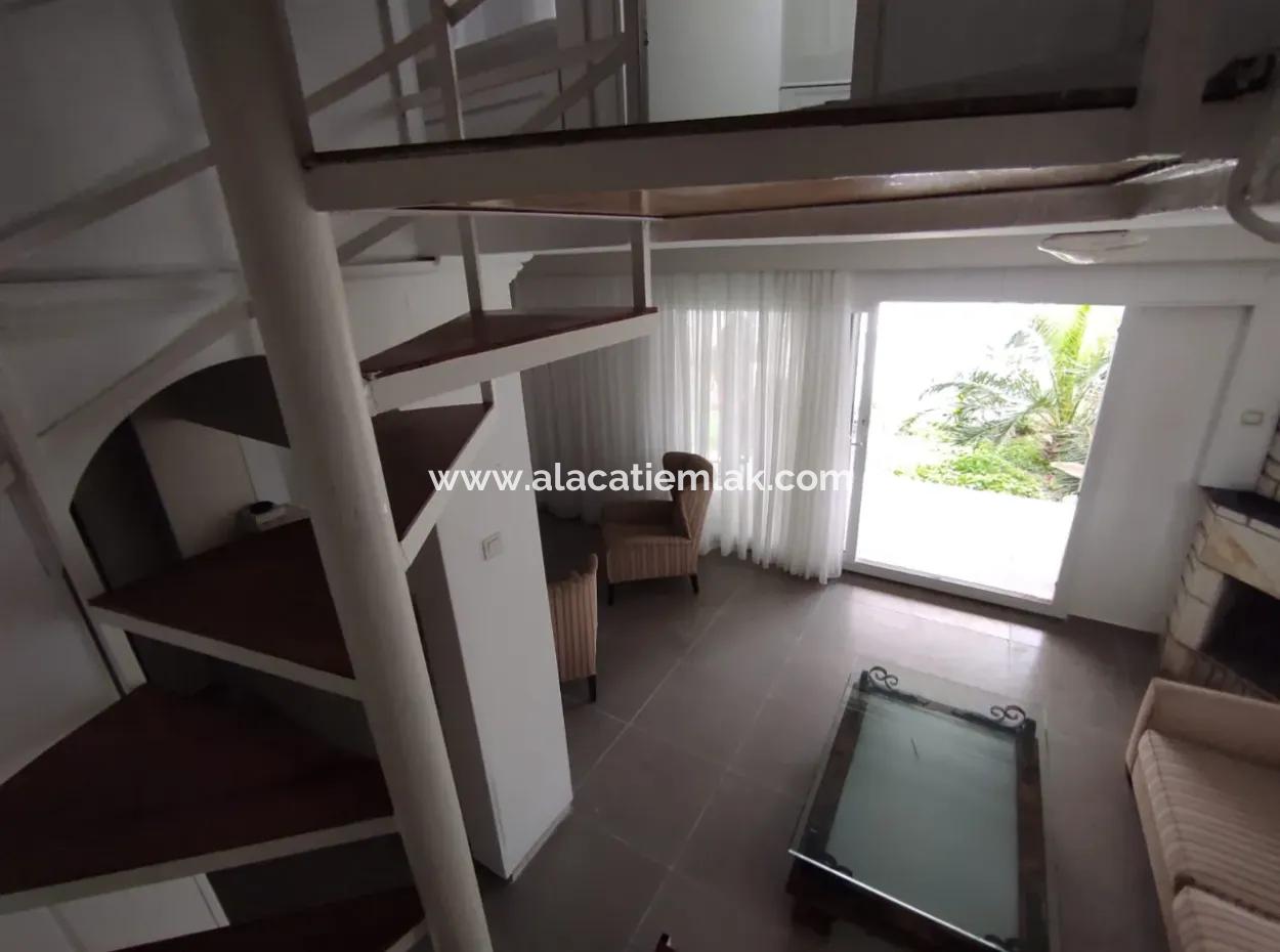 Çeşme Dalyan Marina Manz. 15 May-15 Eylül Arası Kiralık Dublex