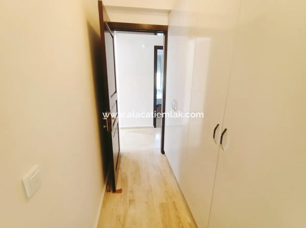 Çeşme Mamurbaba'da Sezonluk Kiralık 4+1 Müstakil Havuzlu Villa