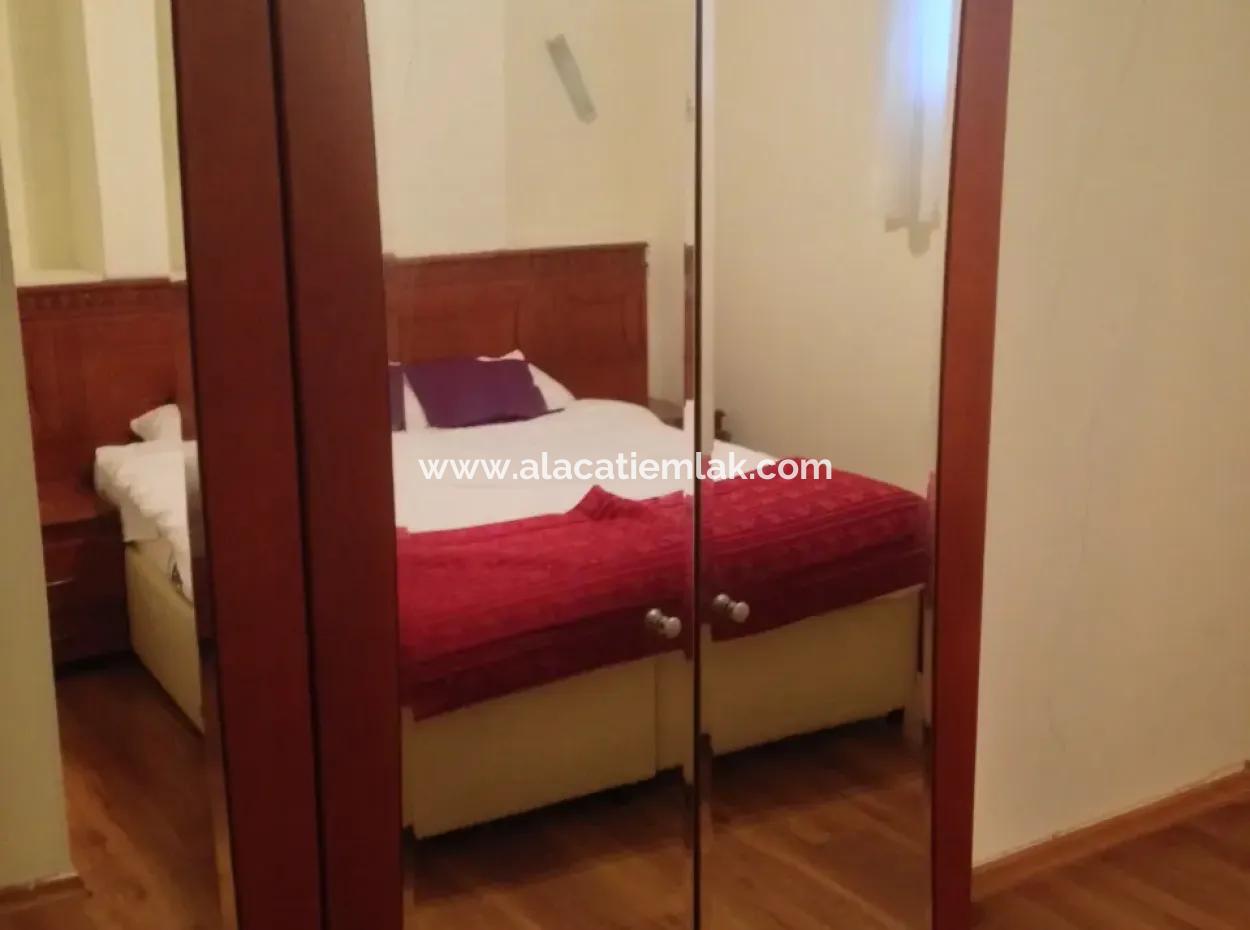Çeşme Ilıcada Sezonluk Kiralık Denize Sıfır 1+1 Residence Daire