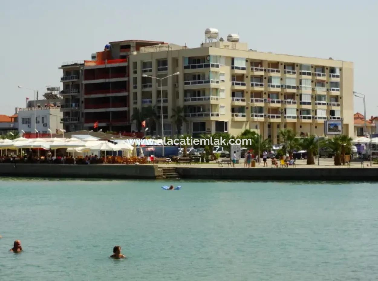 Çeşme Ilıcada Sezonluk Kiralık Denize Sıfır 1+1 Residence Daire