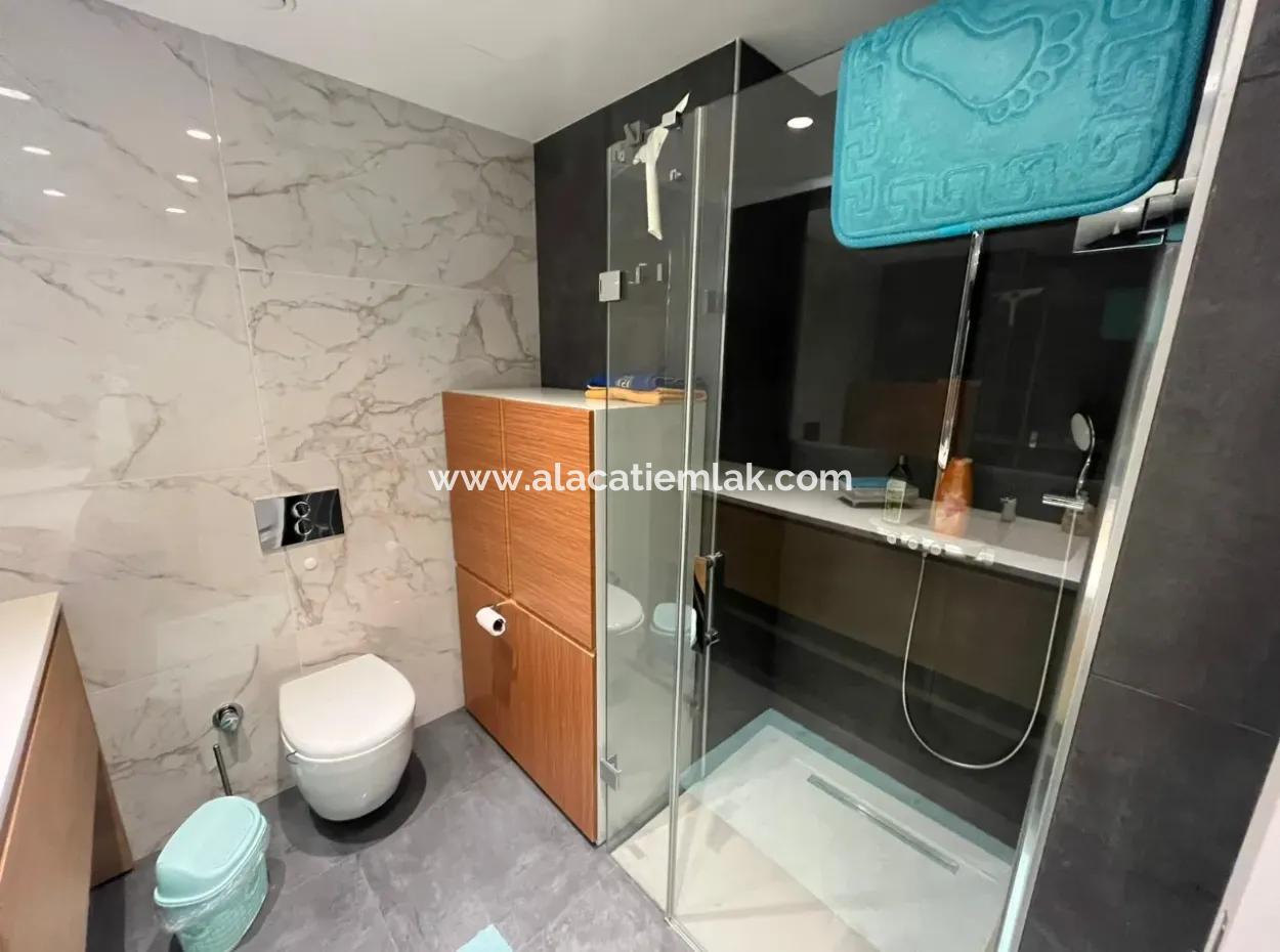 Çeşme Folkart Hill's Te Denize Sıfır 1+1 Aylık Kiralık Residence