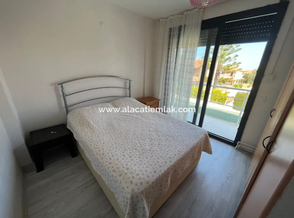 Çeşme Boyalıkta Denize Yürüme Mesafesinde Sezonluk Kiralık Villa
