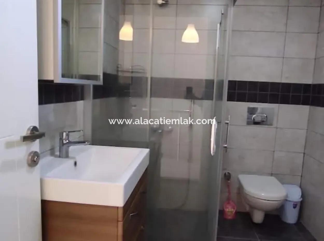 Çeşme Ilıca Oteller Bölgesinde Sezonluk Kiralık Villa