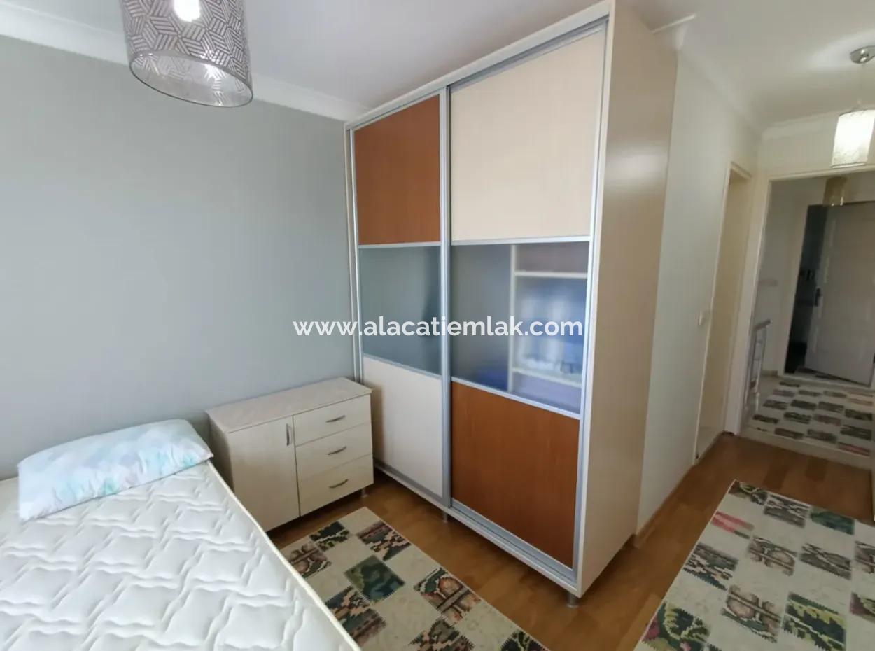 Çeşme Ilıca Şahin Tepesinde Temmuz-Ağustos Kiralık Dublex Villa