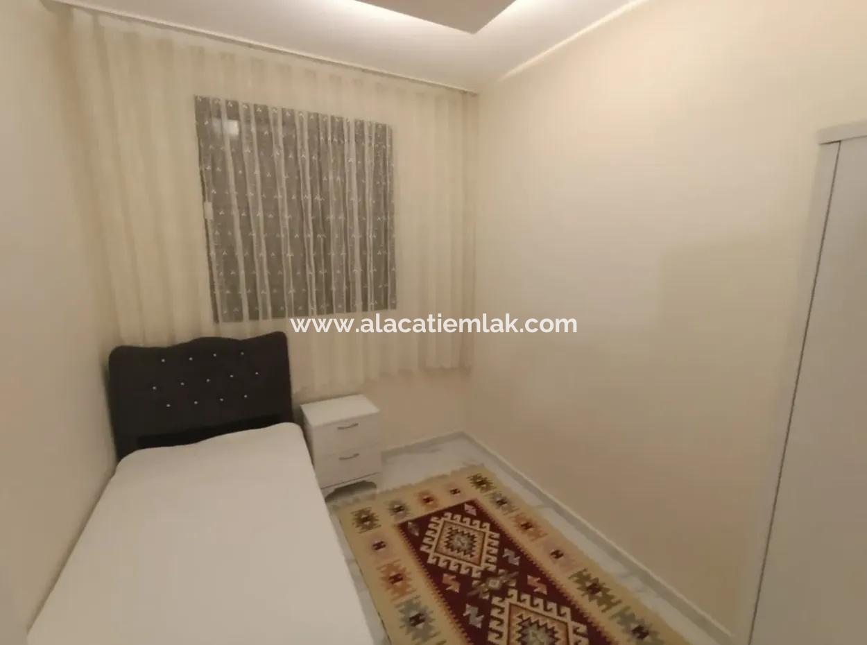 Çeşme'de Satılık Müstakil Havuzlu 6+2 2 Adet İkiz Villa