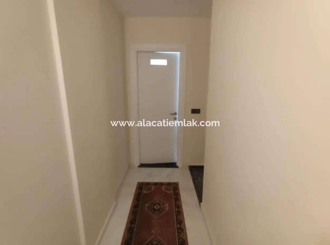 Çeşme'de Satılık Müstakil Havuzlu 6+2 2 Adet İkiz Villa