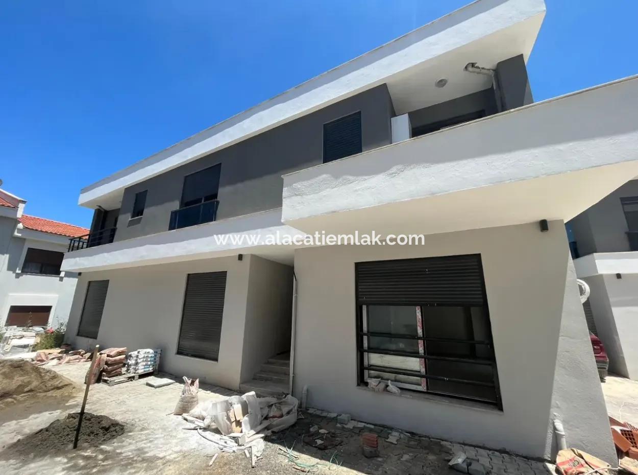 Çeşme Dalyan'da 2+1 Kaloriferli Satılık Sıfır Daire