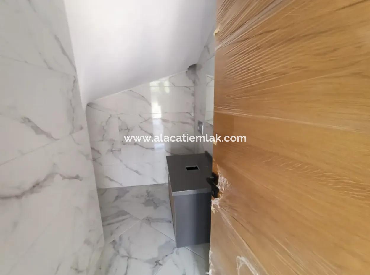 Çeşme Reisdere'de Satılık Sıfır 2+1 Daireler