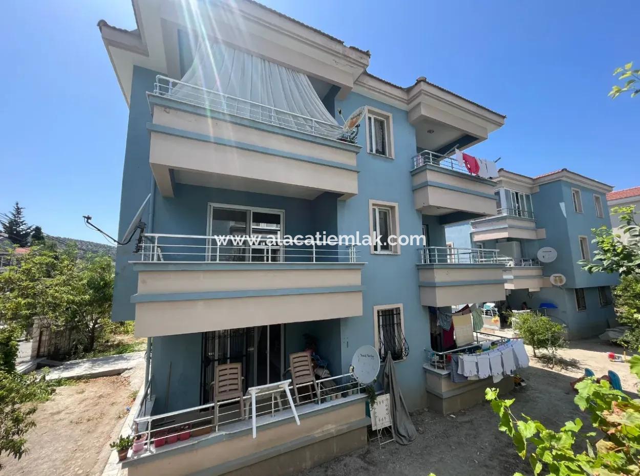 Çeşme Merkez Marinaya Yakın Arakat 2+1 Balkonlu Daire