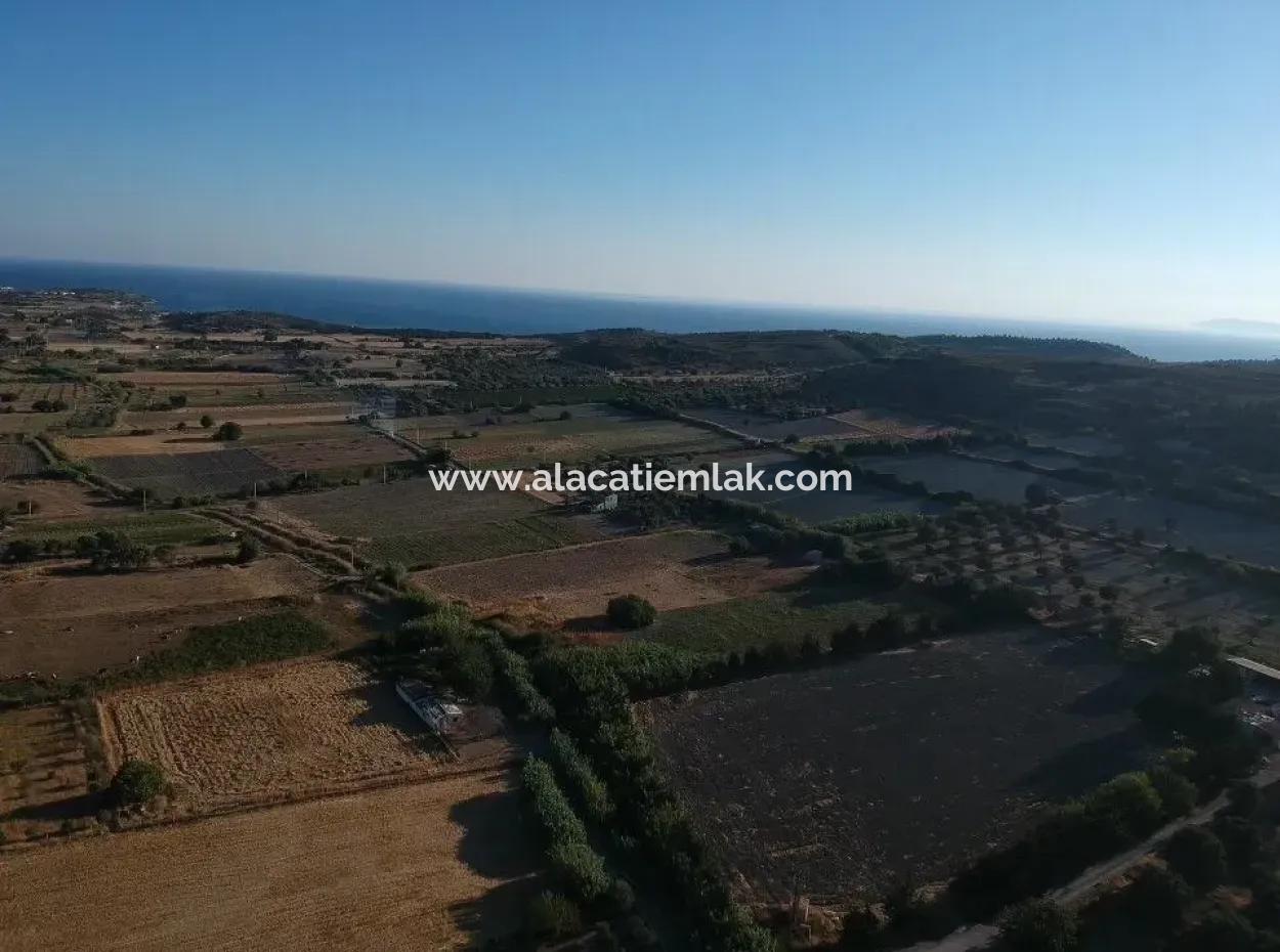 Atilla Emlaktan Çeşmede Satılık Müstakil Taş Ev