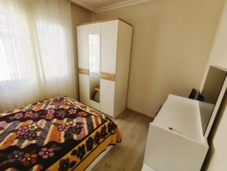 Çeşme Boyalık Plajına 600 M. Sezonluk Kiralık Havuzlu Villa