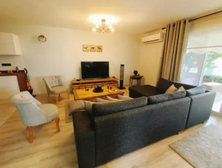 Çeşme Ilıca'da Oteller Bölgesinde Sezonluk Eşyalı Kiralık Villa