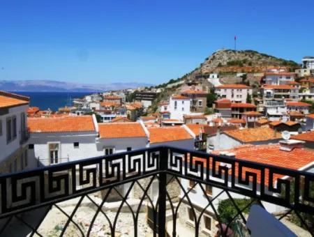 Çeşme Merkez'de Kış Döneminde Kiralık 1+1 Ultralux Daire